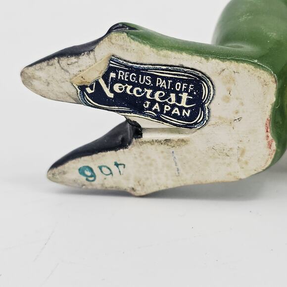 Vintage 1950's Norcrest pixie elf fairy Green Outfit porcelain Japan *READ* - Picture 6 of 9